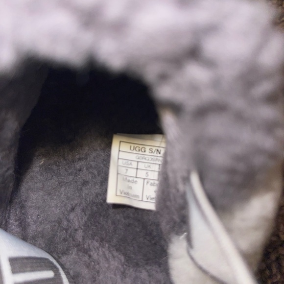 UGG DISCO CHECKER SLIDE PLATFORM SLIDES FLUFF YEAH brand new in box - Picture 4 of 4